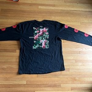Men’s Long sleeve Empyre graphic tee